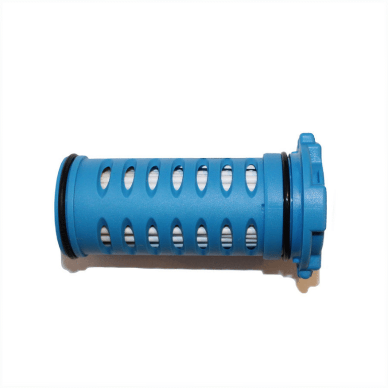 Cartouche filtrante WayFarer de LifeSaver sur fond blanc couché vue de coté
