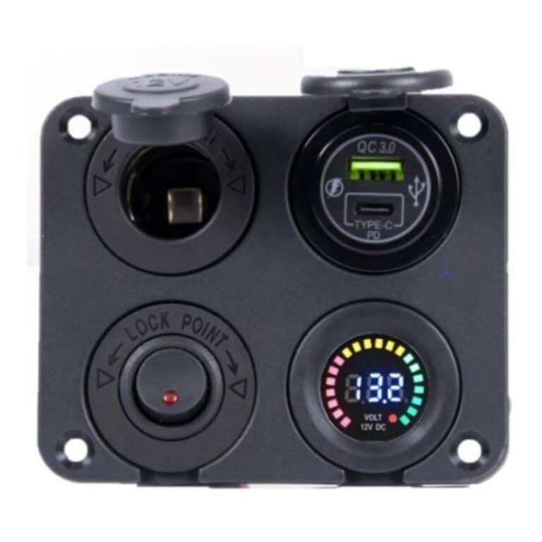 Mini Tableau L 12V + USB/C + Voltmètre Pro en carré vu de face