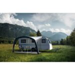 Auvent REIMO PLAYA AIR 300 disponible chez Captivan, compact et léger, idéal pour le camping avec montage rapide grâce aux arceaux gonflables.