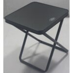 CAMP4 TABOURET AVEC TABLETTE de Captivan, idéal pour repas en extérieur lors de vos vacances en camping-car ou fourgon aménagé.