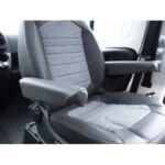 CARBEST HOUSSE D'ACCOUDOIR DUCATO X250 & X290 - Housses en cuir synthétique anthracite pour accoudoirs Fiat Ducato, disponible chez Captivan.