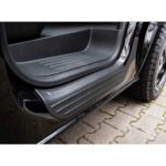 CARBEST SEUIL DE PORTE VW T5 / T6 chez Captivan, protection en caoutchouc pour les portières des fourgons aménagés.